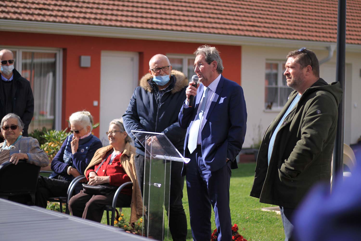 Inauguration du b&eacute;guinage le Val d'Or &agrave; Paray-le-Monial